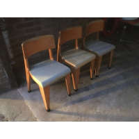 Vintage design houten schoolstoeltjes uit de jaren 60